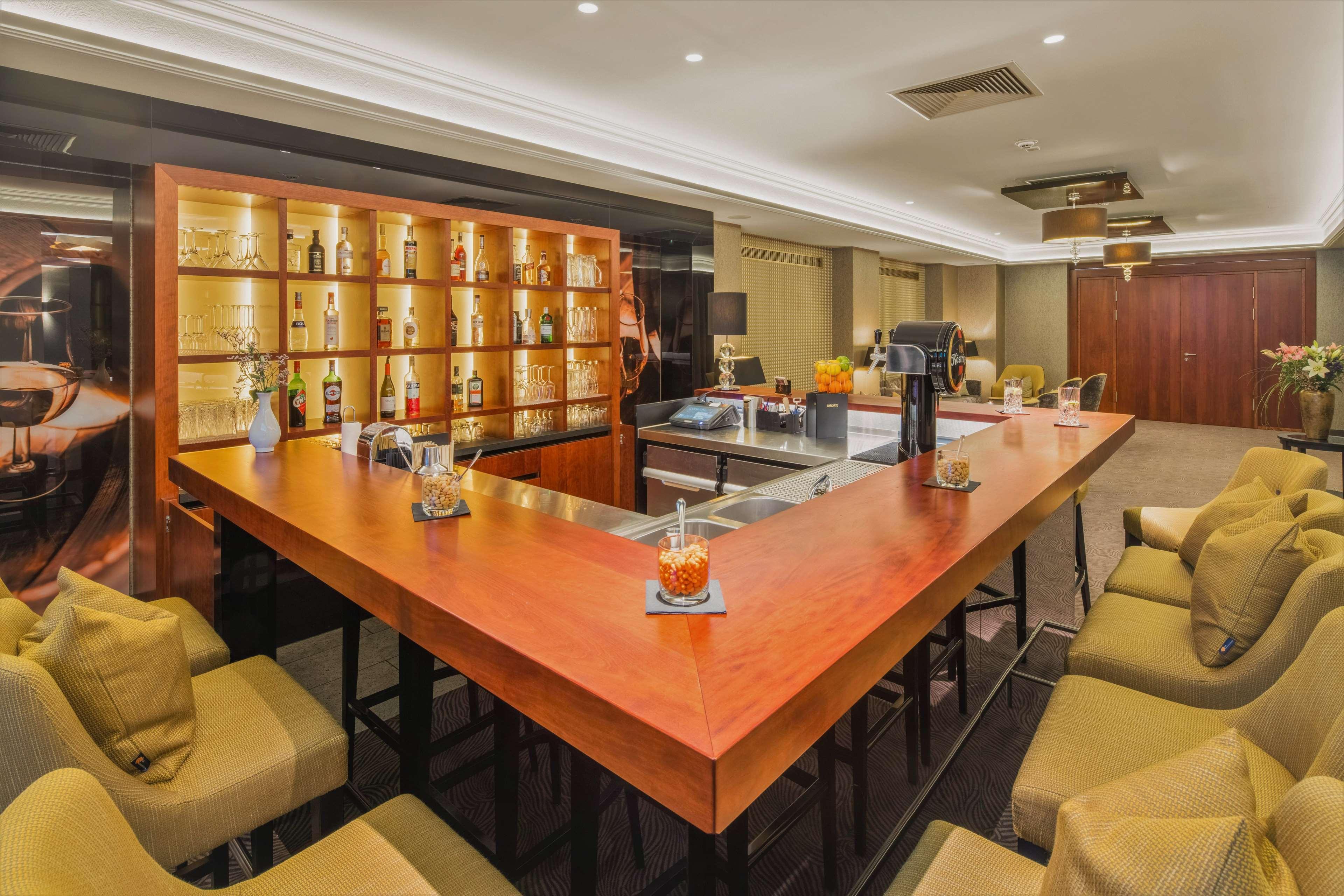 Отель Western Excelsior 4*