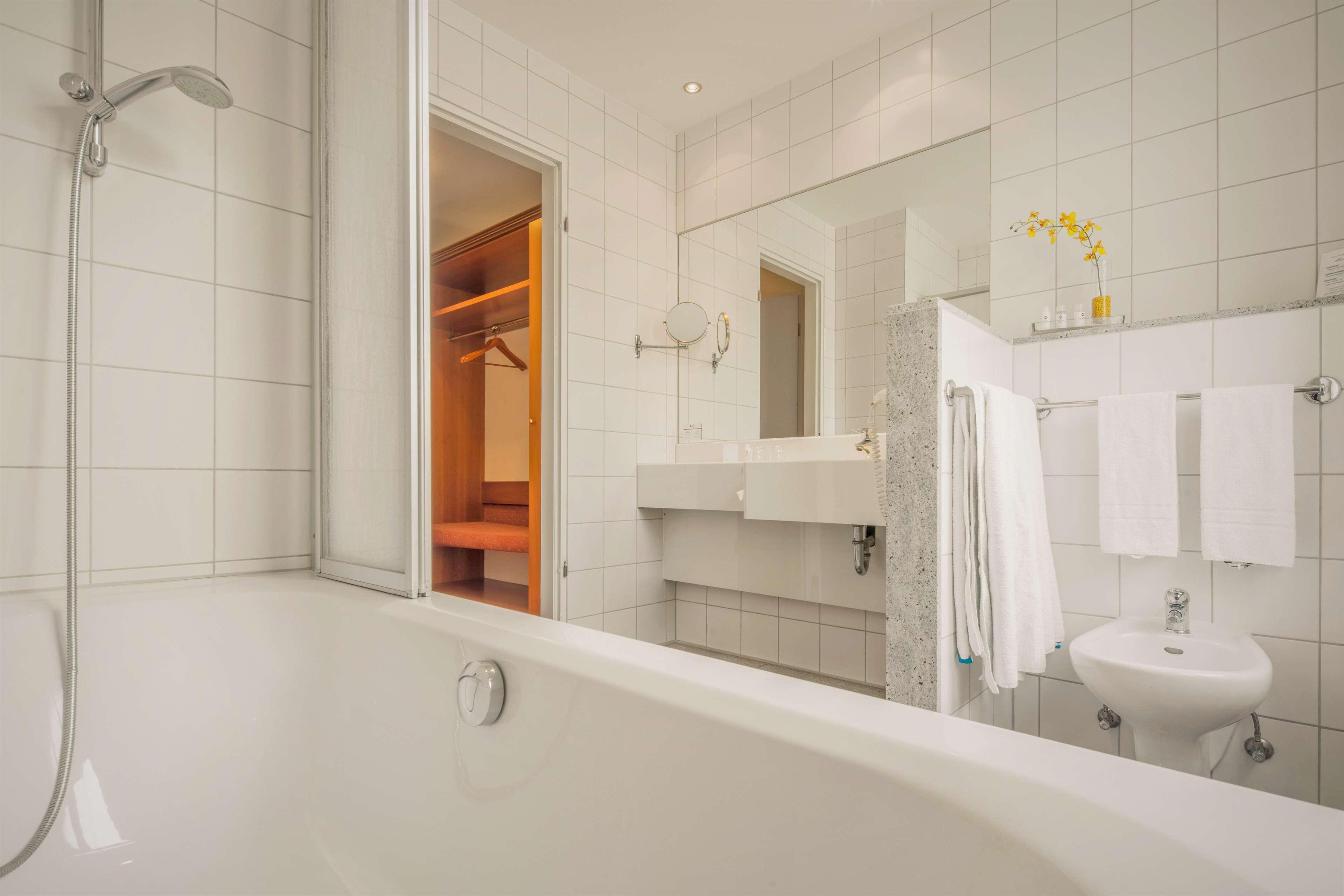 Western Excelsior 4*